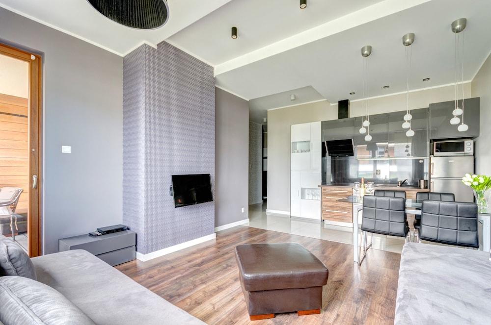 Dom & House - Apartamenty Nowe Orlowo Gdynia Buitenkant foto