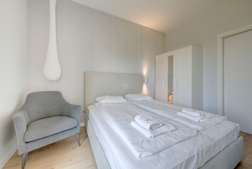 Dom & House - Apartamenty Nowe Orlowo Gdynia Buitenkant foto