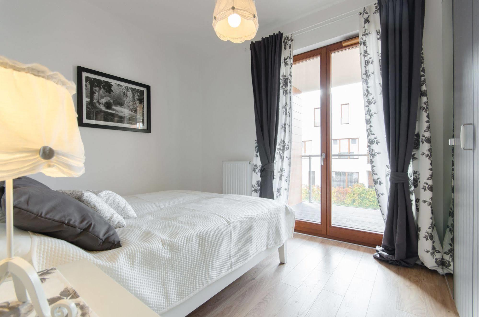 Dom & House - Apartamenty Nowe Orlowo Gdynia Buitenkant foto